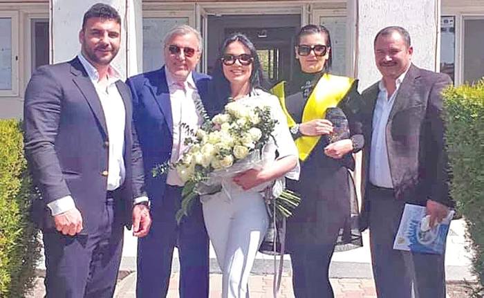 
    Ioana și Ilie Năstase au făcut cununia civilă pe 25 aprilie 2019, iar nunta era programată pentru 17 august  