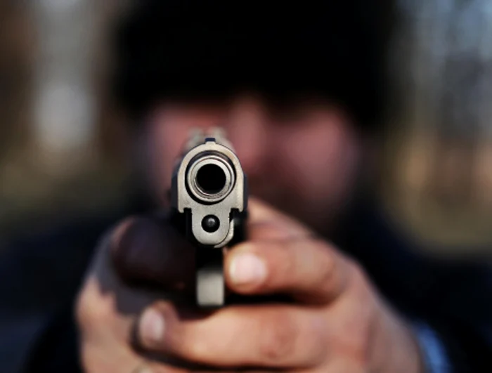 
    Cinci studenți ai UNATC au fost amenințați cu armaFoto: Getty  