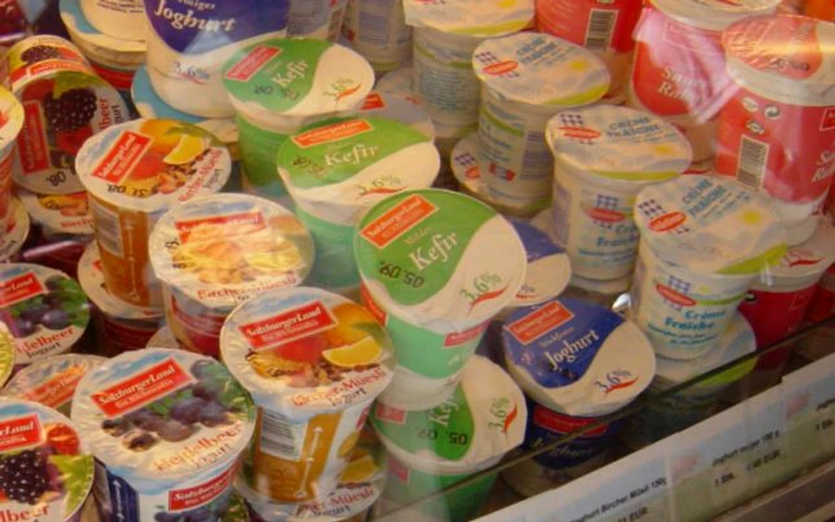 Rafturile cu produse lactate vor fi în vizorul inspectorilor OPC şi în următoarea perioadă