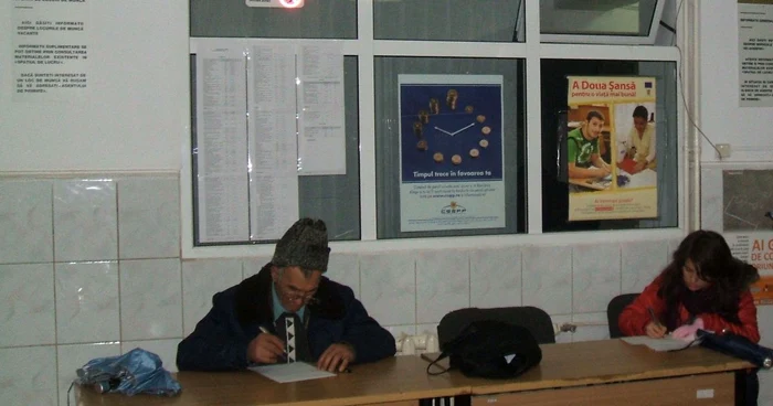 Numărul şomerilor creşte de la o lună la alta