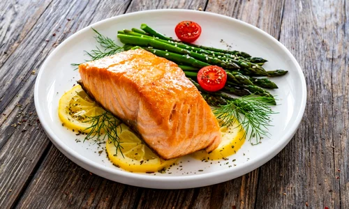 farfurie echilibrata_shutterstock 2489026949 jpg