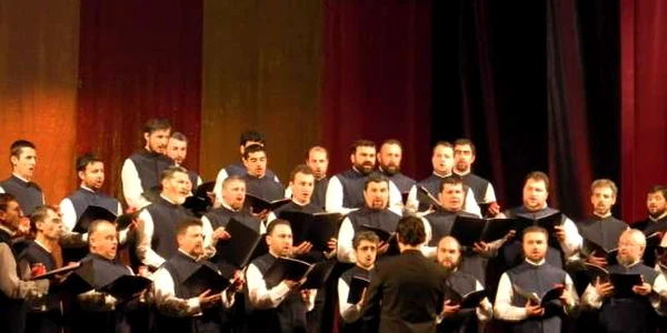 Concertul de colinde a început la ora 18.00