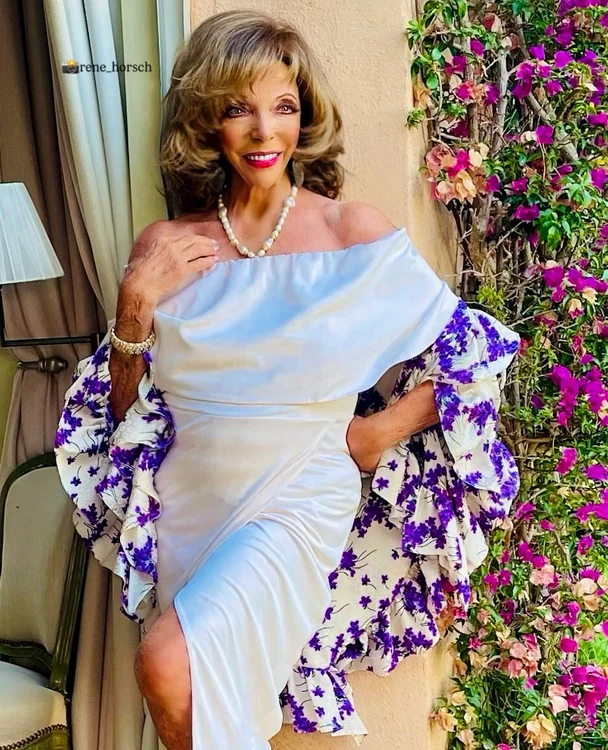 La 93 de ani, Joan Collins își sfidează vârsta (2) jpg