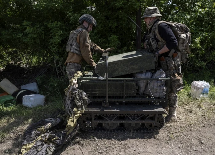 Rusia a bombardat intens regiunea Sumî, în pofida armistițiului, inclusiv în timpul paradei militare. Ordinele primite de soldații ucraineni