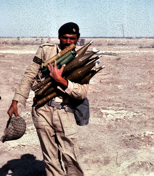 Iranian, în timpul războiului cu Irak. FOTO: Getty Images