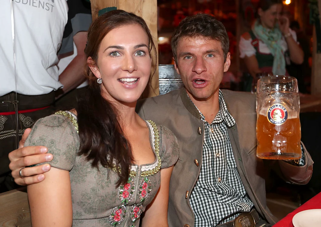 Thomas şi Lisa Muller sunt ca acasă la Oktoberfest