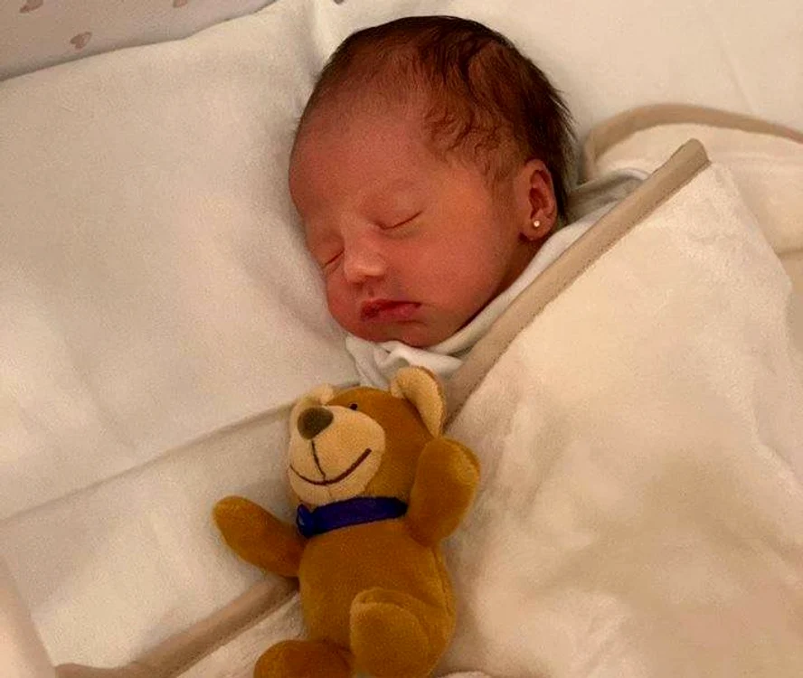 
    Mihaela Moise se pregăteşte de botezfoto: arhiva personala  