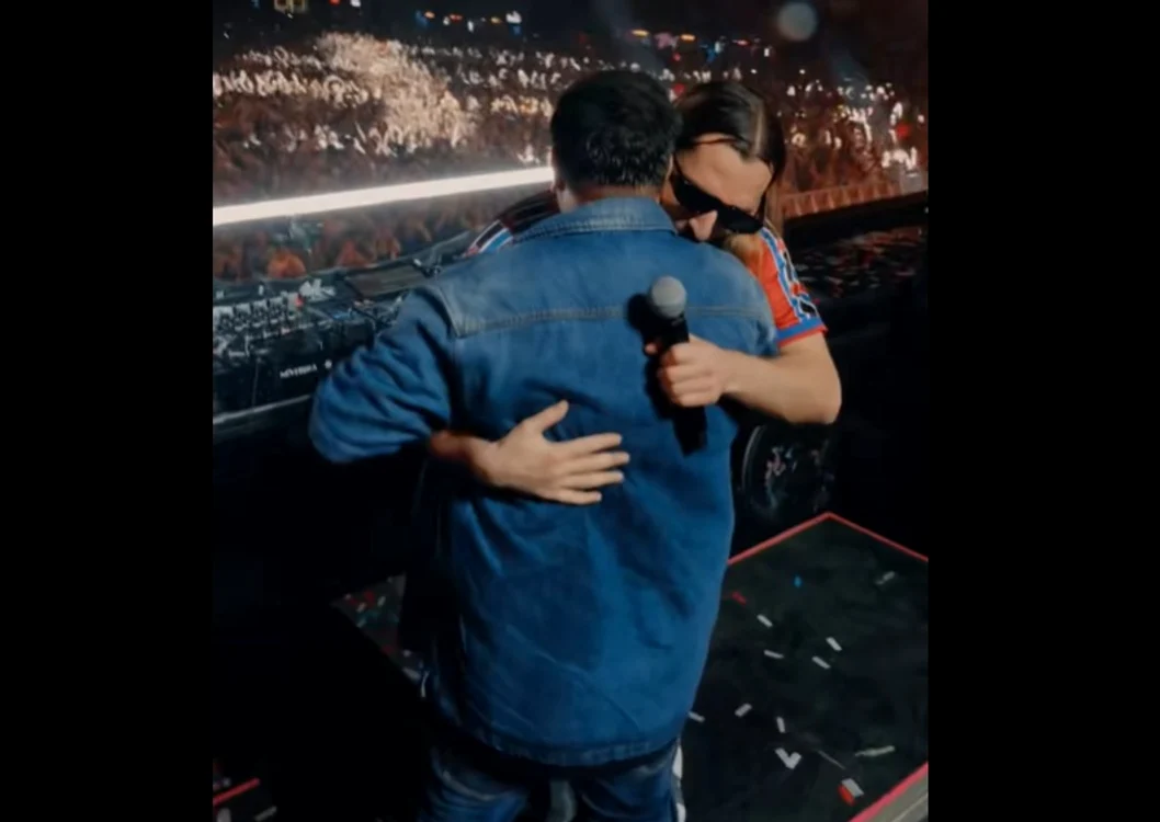 Florin Salam a fost invitatul special al DJ-ului Salvatore Ganacci Foto: Captură video