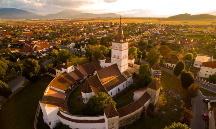 Biserica fortificată din Hărman (foto: Ionuț Macri / Institutul Cultural Român)