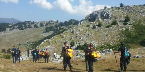 incendiu in parcul natural domogled FOTO ISU Mehedinti 
