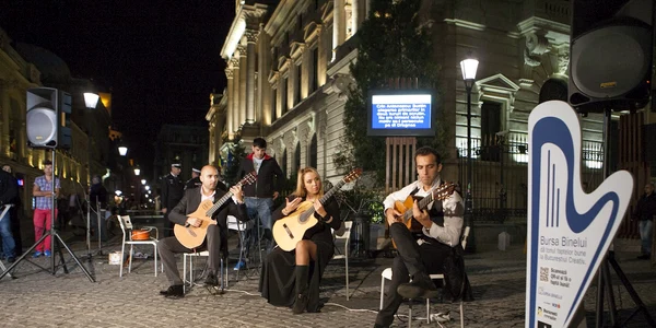 trio zamfirescu