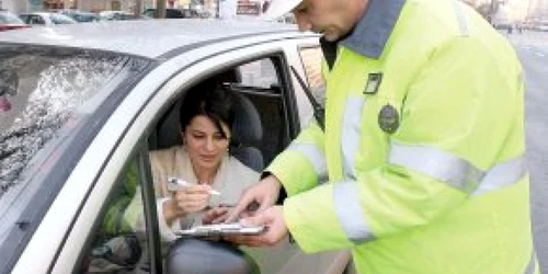Satu Mare: Şoferii vor trece mai rar pe la poliţie