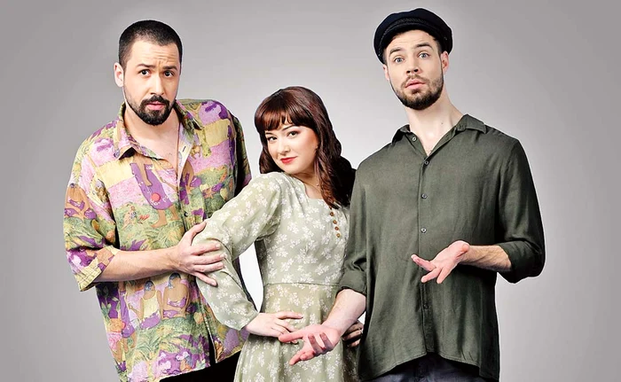 
    Alături de Oana Duţu şi de Alex Ionescu  