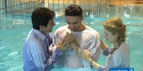 Crestinare la piscina in Hamburg Foto tagesschau.de