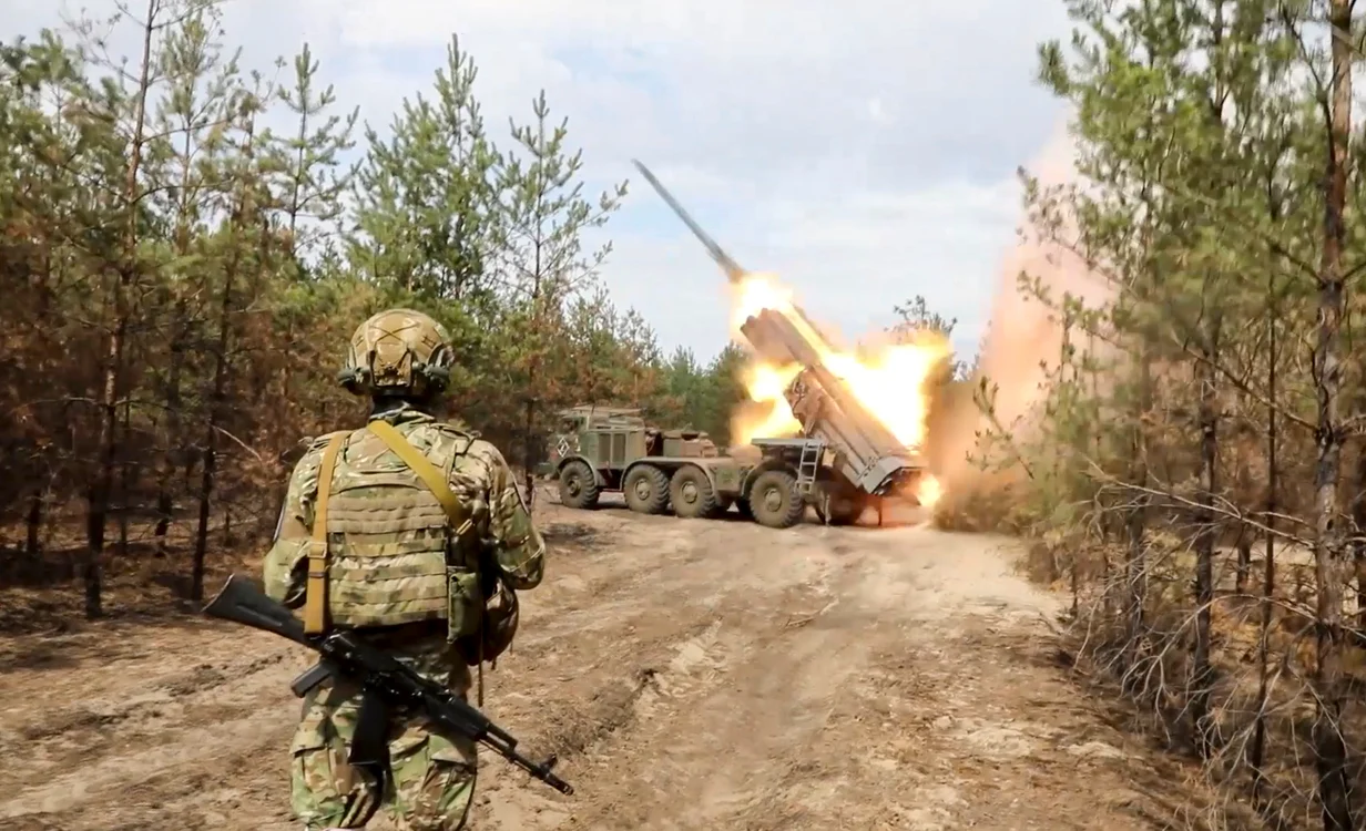 Lansator rus de rachete pe frontul din Kursk FOTO Ministerul rus al Apărării/Profimedia