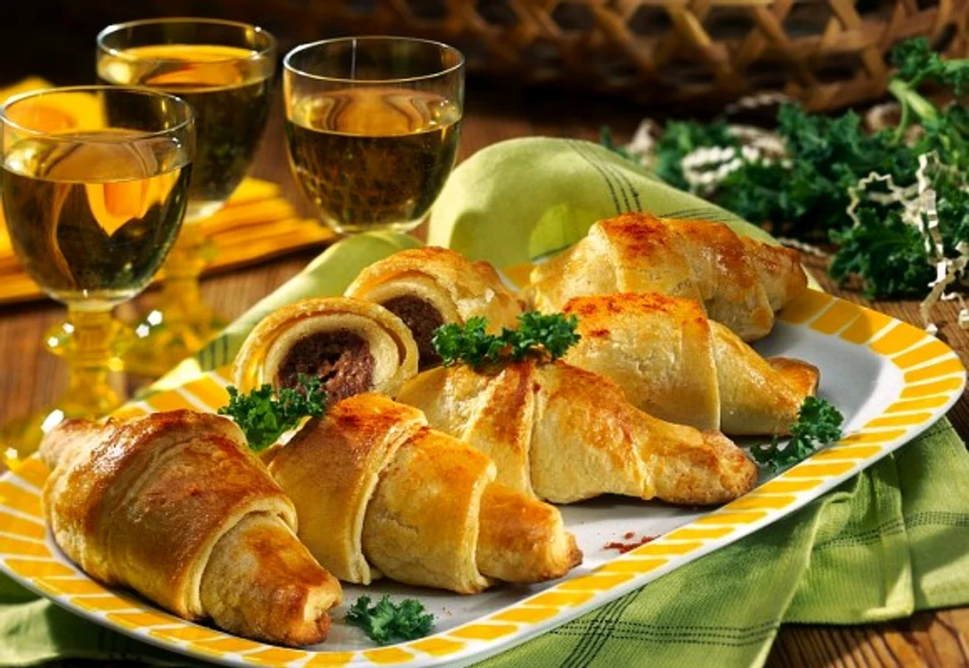 
    Cornuletele nu inseamna neaparat desert, ci si aperitivclickpoftabuna.ro  