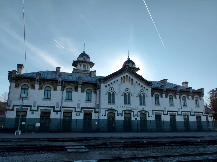 Gara Regală, o bijuterie lăsată să se degradeze decenii întregi FOTO Denis Grigorescu