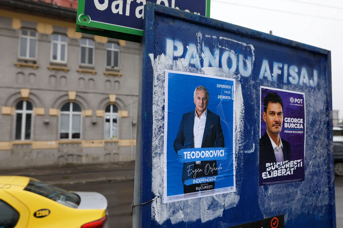 Afișe electorale ale candidaților la Primăria Capitalei - FOTO Inquam Photos / Mălina Norocea