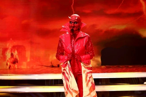 Iuliana Marciuc, pe ”Scena Misterelor”! Nimeni nu şi a dat seama că ea este jpeg