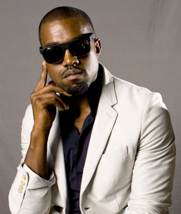 Kanye West o vrea pe Kim Kardashian într-o vacanţă continuă, acasă. (Foto: Reuters)