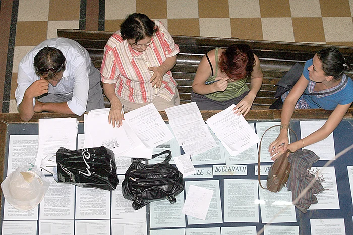 
    Prevederea se aplică  și în cazul celor care  au procese pentru  recuperarea taxei  