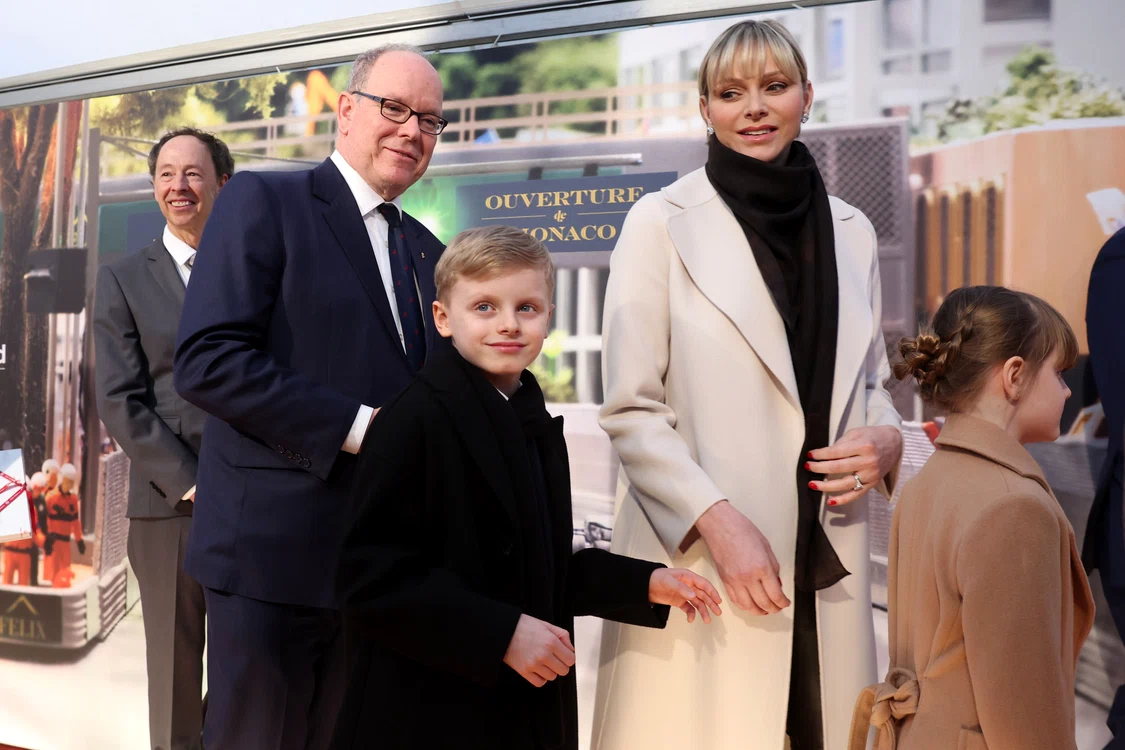 Charlene și Albert de Monaco împreună cu copiii în Germania, la Hamburg, Foto GettyImages (9) jpg