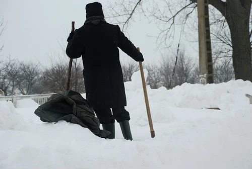 Chiar dacă gerul s-a mai domolit, spitalele sunt încă pline