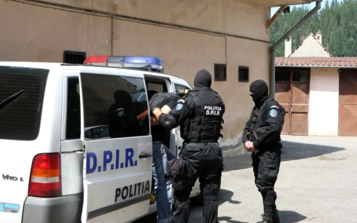 Politistii de la Actiuni Speciale au fost arestati
