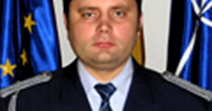 Fostul şef al Inspectoratului de Poliţie al Judeţului Neamţ s-a internat, ieri, într-un spital din Iaşi, dar a fost externat după câteva ore.