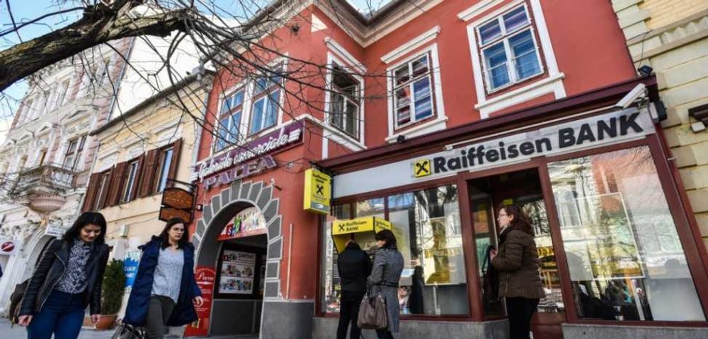 Klaus Iohannis, notificat de ANAF să predea cheile imobilului din Sibiu. Suma amețitoare pe care o are de plătit