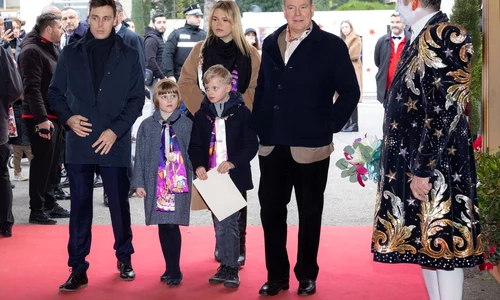 Printul Albert de Monaco si copiii sai, gemenii Jacques si Gabriella, la circ profimedia 0751161818 jpg