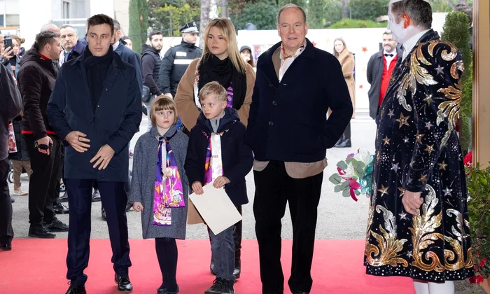 Printul Albert de Monaco si copiii sai, gemenii Jacques si Gabriella, la circ profimedia 0751161818 jpg