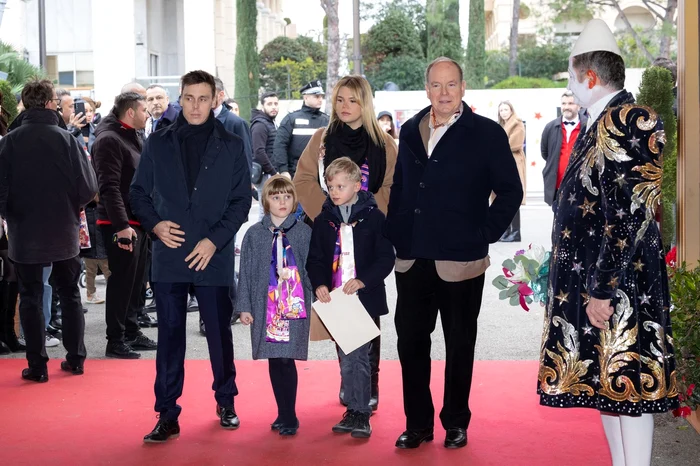 Printul Albert de Monaco si copiii sai, gemenii Jacques si Gabriella, la circ profimedia 0751161818 jpg