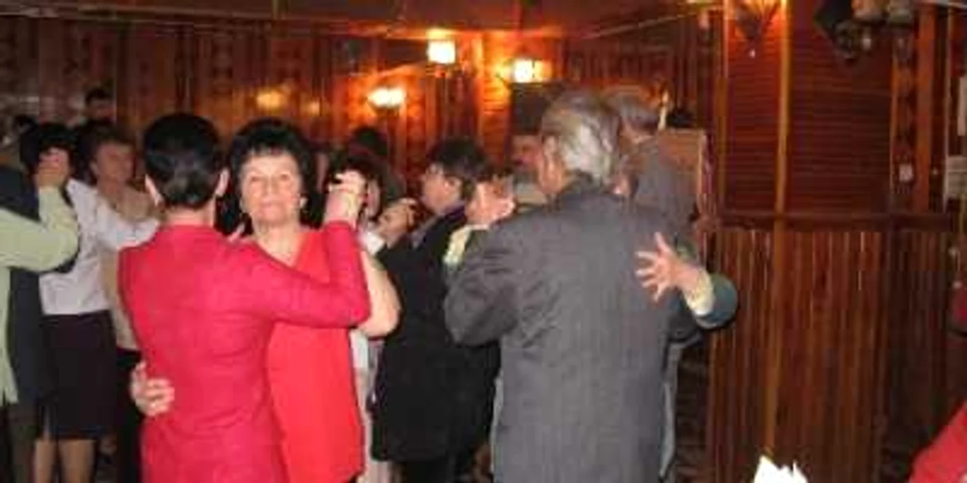 Pensionarele vor avea parte de o petrecere pe cinste