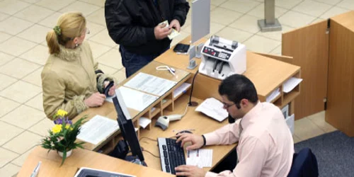 Clienţii cu credite în derulare vor putea să-şi ramburseze anticipat împrumutul fără comision