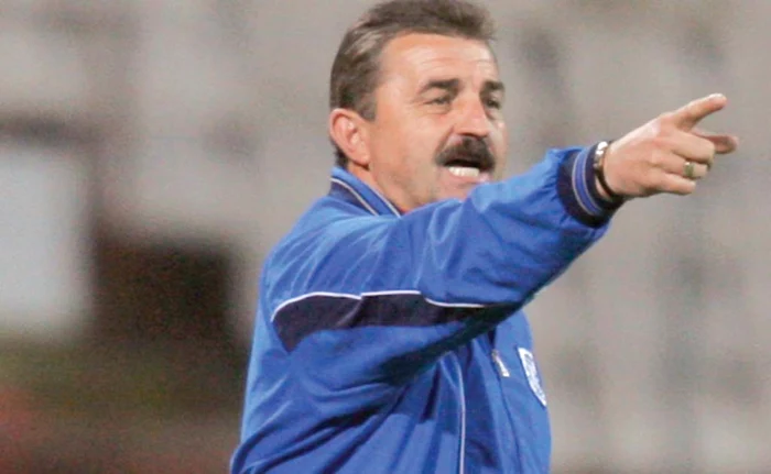 
    Ionuţ Popa crede că are cea mai slabă echipă din campionat şi nu vrea săs e facă de râsFoto: Click  