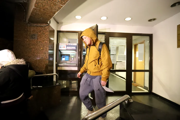 
    What’s Up a fost prins cu droguri, după ce a fost percheziționat de polițiștiFoto Mihai Ionescu  