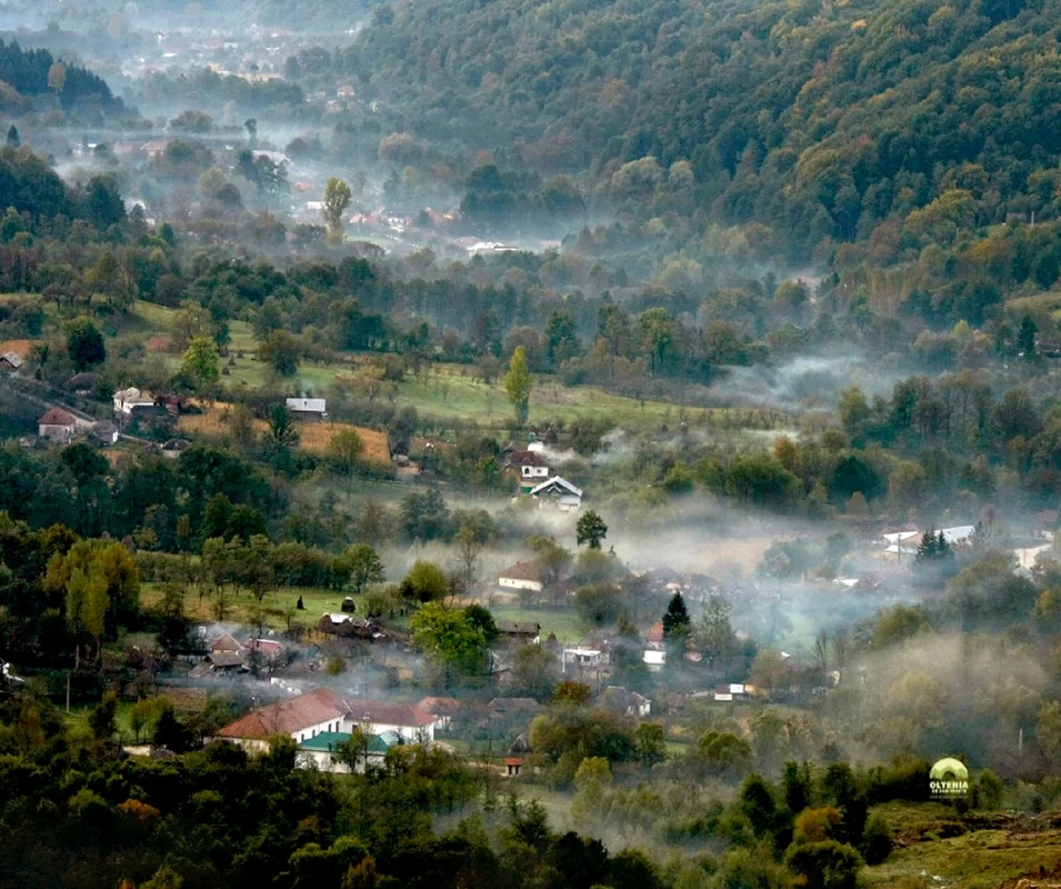 Arealul Geoparcului aspirant UNESCO Oltenia de sub Munte Foto Oltenia de sub Munte