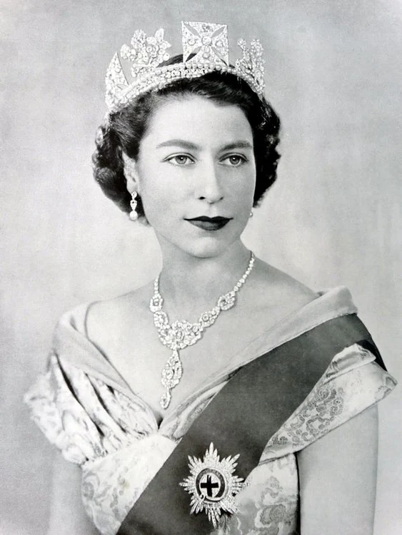 1 regina elisabeta a marii britanii tanara 3 jpg jpeg