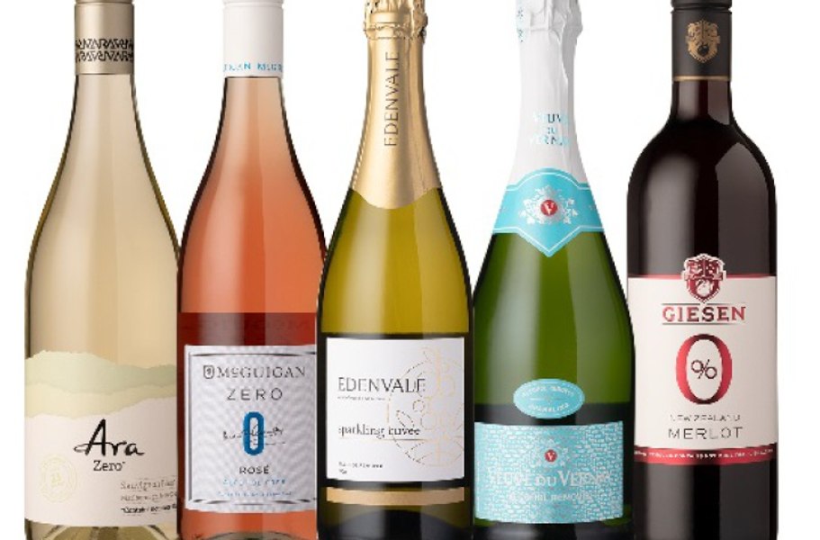 Vinul fără alcool, benefic pentru sănătate sau doar strategie de marketing? Ce spun specialiștii