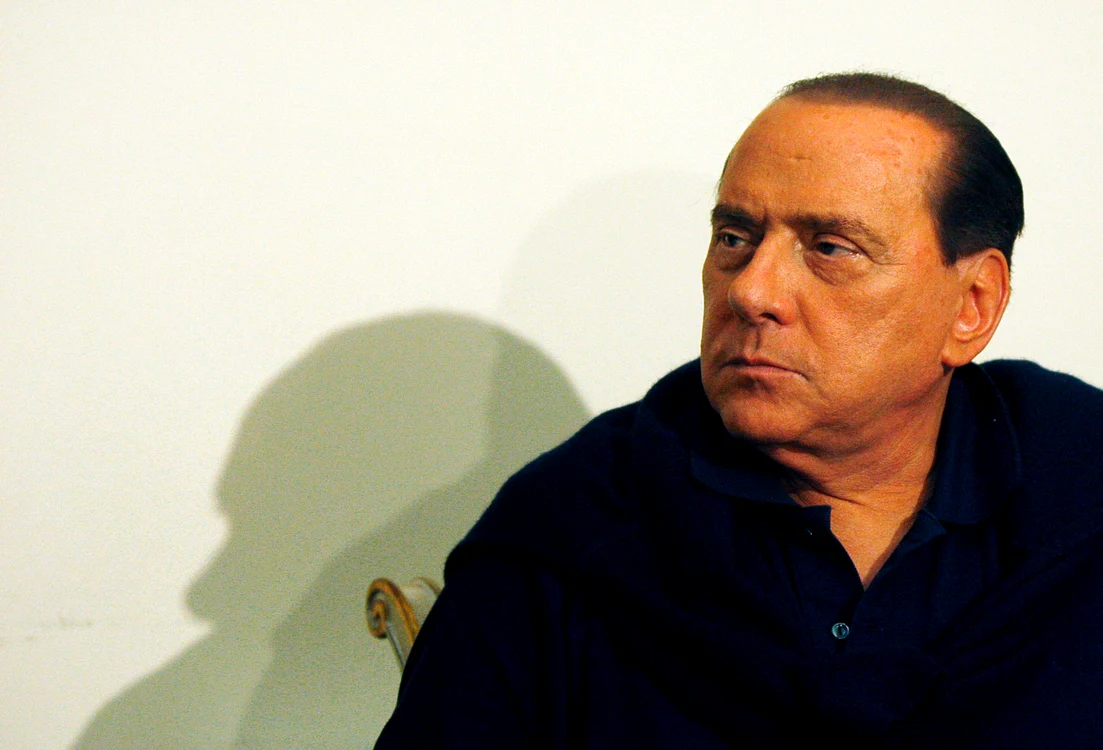 
    Berlusconi s-a săturat de AC Milan  