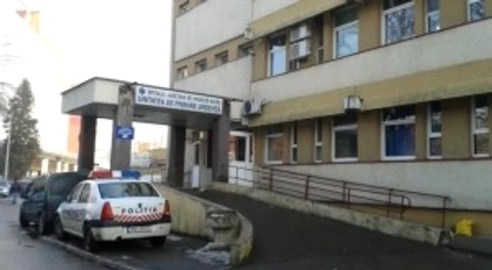 Victima a căzut de la etajul 4 al spitalului din Bacău