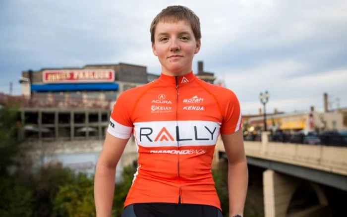 Kelly Catlin s-a sinucis