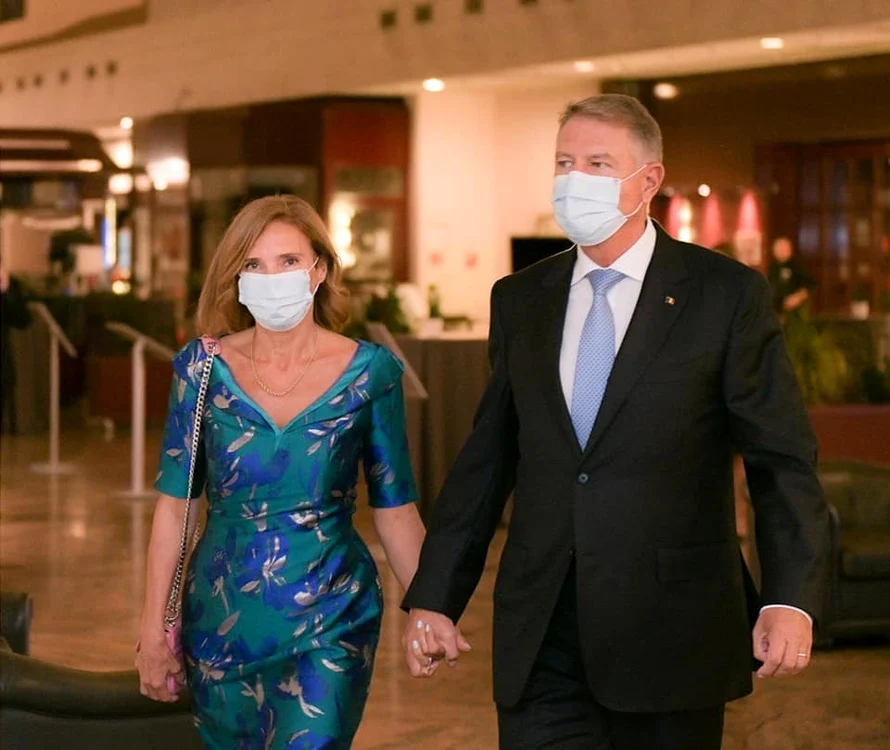 7 carmen iohannis tinuta alba in germania 2 jpg jpeg