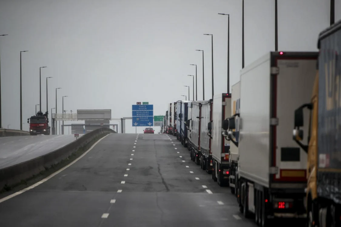 Restricţii de trafic pe A2 pentru vehiculele cu masa mai mare de 7,5 tone FOTO EPA