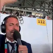 comentator gif gif
