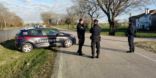 carabinieri politia italia foto x @BreakingItalyNe jfif