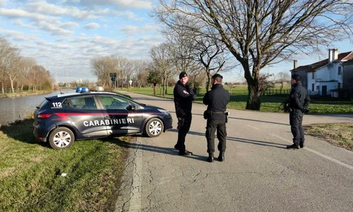 carabinieri politia italia foto x @BreakingItalyNe jfif