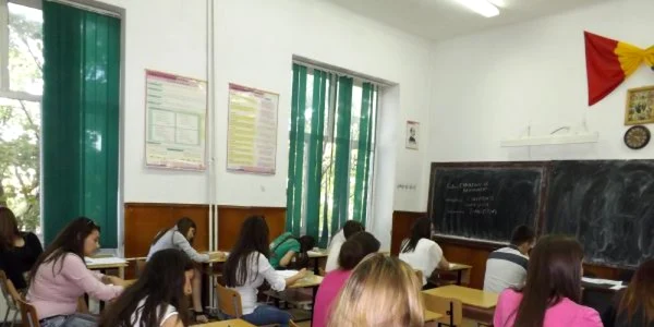 pregatire suplimentara pentru examenul de bacalaureat FOTO Corina Macavei 
