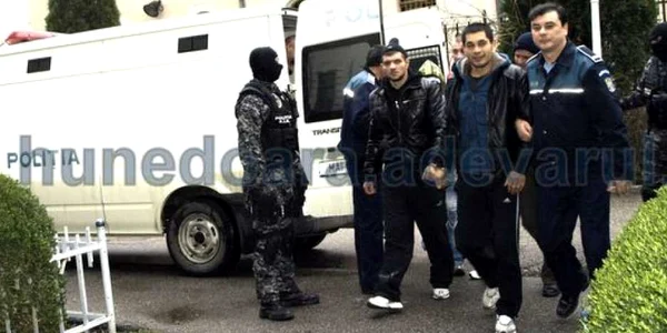Membrii mafiei cuprului au fost puși în libertate.